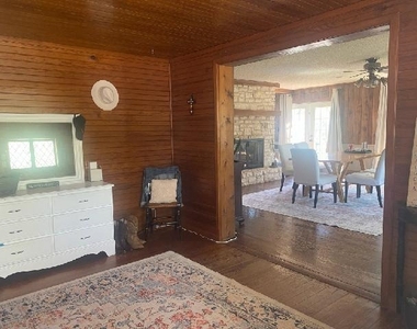 111 Sierra Loma - Photo Thumbnail 8