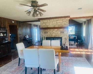 111 Sierra Loma - Photo Thumbnail 7