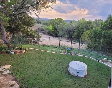 111 Sierra Loma - Photo Thumbnail 16
