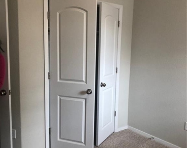 129 Bright Flora Ln - Photo Thumbnail 9
