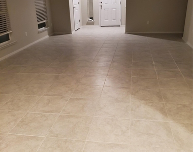 129 Bright Flora Ln - Photo Thumbnail 3