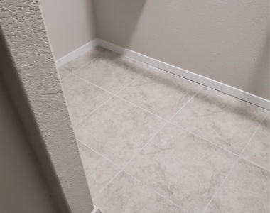 129 Bright Flora Ln - Photo Thumbnail 4