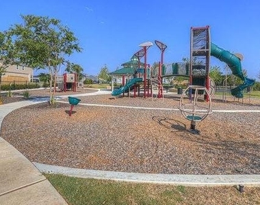 129 Bright Flora Ln - Photo Thumbnail 13