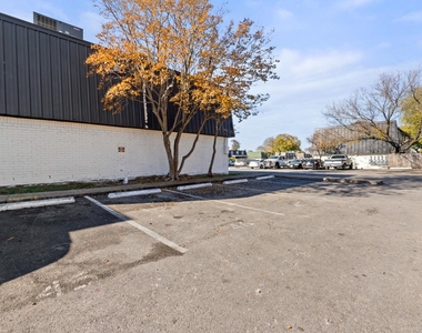 1720 Wooten Park Dr - Photo Thumbnail 9