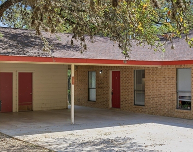 405 Whitetail Dr - Photo Thumbnail 1