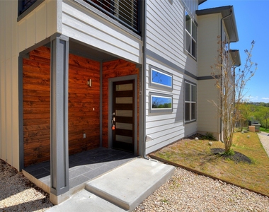 1130 Lott Ave - Photo Thumbnail 2