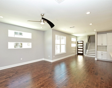 1130 Lott Ave - Photo Thumbnail 5