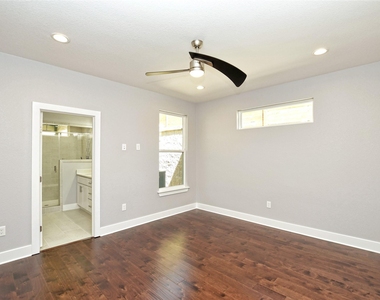1130 Lott Ave - Photo Thumbnail 17