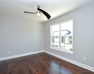 1130 Lott Ave - Photo Thumbnail 21