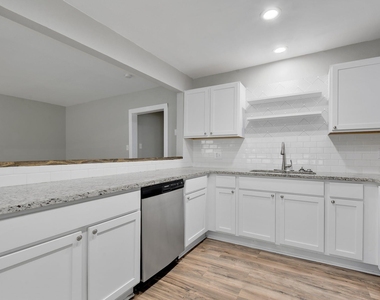 6301 Arnold Dr - Photo Thumbnail 9