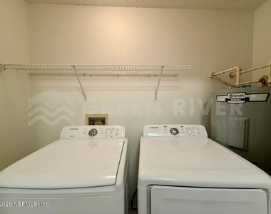 204 Augusta Circle - Photo Thumbnail 25