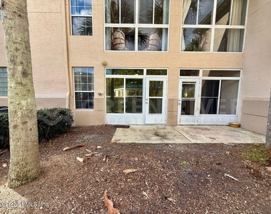 204 Augusta Circle - Photo Thumbnail 28
