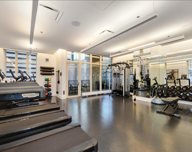 118 E Erie Street - Photo Thumbnail 22