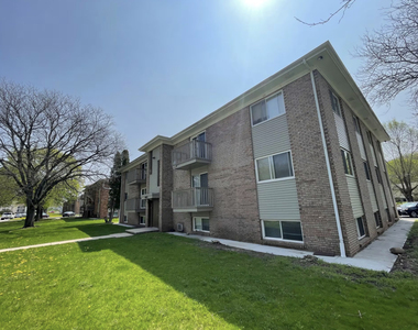 4815 Creekview Road - Photo Thumbnail 8