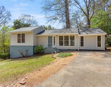 2866 Highland Drive Se - Photo Thumbnail 30