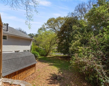 2866 Highland Drive Se - Photo Thumbnail 27