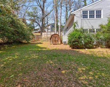 2866 Highland Drive Se - Photo Thumbnail 29
