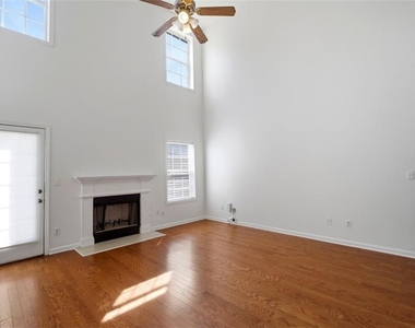 6425 White Walnut Way - Photo Thumbnail 6