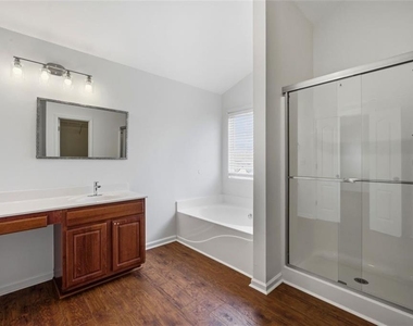 6425 White Walnut Way - Photo Thumbnail 27