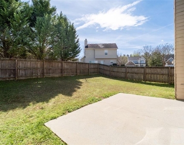 6425 White Walnut Way - Photo Thumbnail 29