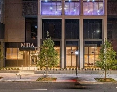 1301 Spring Street Nw - Photo Thumbnail 2