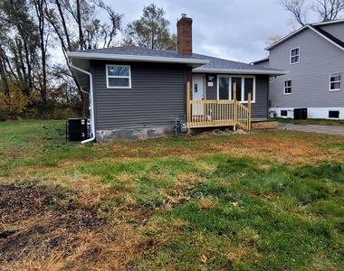 1125 Dallas Street - Photo Thumbnail 1