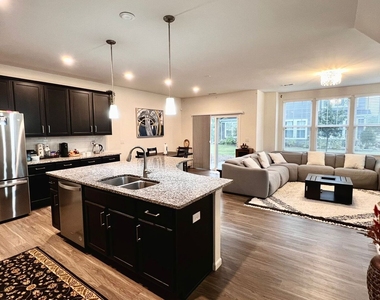 538 Watercress Drive - Photo Thumbnail 6