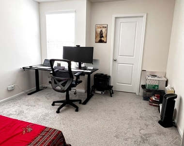 538 Watercress Drive - Photo Thumbnail 14