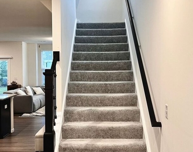 538 Watercress Drive - Photo Thumbnail 10