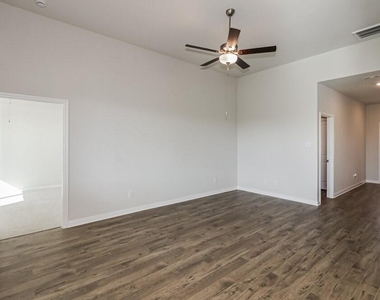 417 Sunny Highlands Drive - Photo Thumbnail 1