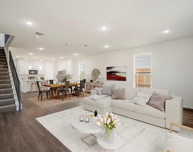 6513 Goldspier Street - Photo Thumbnail 9