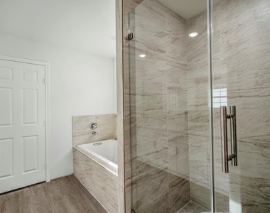 6513 Goldspier Street - Photo Thumbnail 17