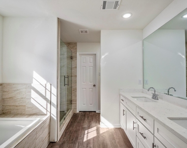 6513 Goldspier Street - Photo Thumbnail 13