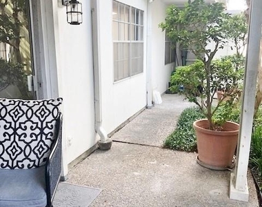 2701 Bellefontaine Street - Photo Thumbnail 16