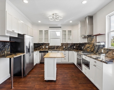 4011 Garrott Street - Photo Thumbnail 8
