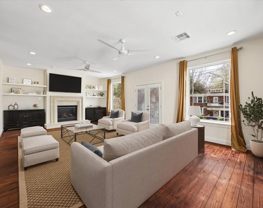4011 Garrott Street - Photo Thumbnail 4