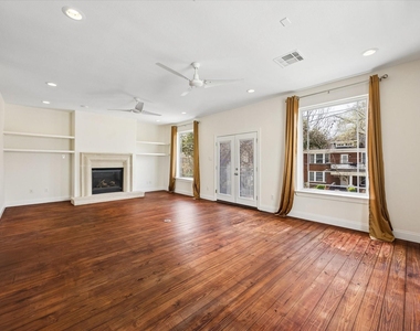 4011 Garrott Street - Photo Thumbnail 5