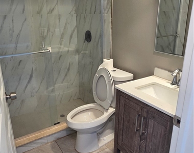 1117 Gordon Avenue S - Photo Thumbnail 10