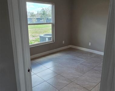 1117 Gordon Avenue S - Photo Thumbnail 15