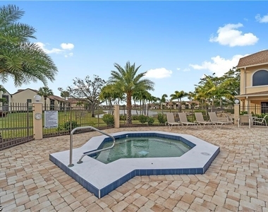 8445 Charter Club Circle - Photo Thumbnail 26