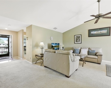8445 Charter Club Circle - Photo Thumbnail 5