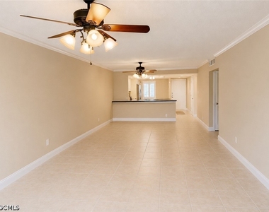 2264 Winkler Avenue - Photo Thumbnail 3