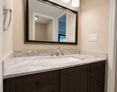 2264 Winkler Avenue - Photo Thumbnail 14