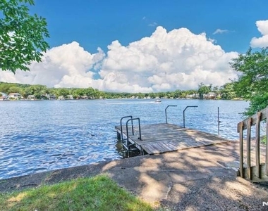 21 E Shore - Photo Thumbnail 2