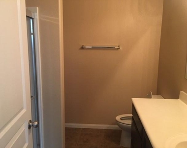 20102 Linden Spruce Lane - Photo Thumbnail 7