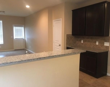 20102 Linden Spruce Lane - Photo Thumbnail 2
