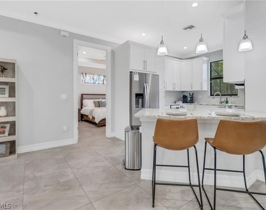 332 14th Street Se - Photo Thumbnail 7