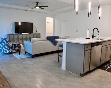 26390 Coco Cay Circle - Photo Thumbnail 7