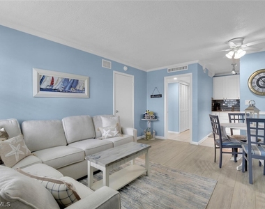 1295 Gulf Shore Boulevard S - Photo Thumbnail 2