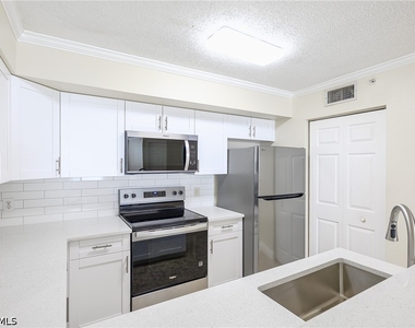 8735 River Homes Lane - Photo Thumbnail 9